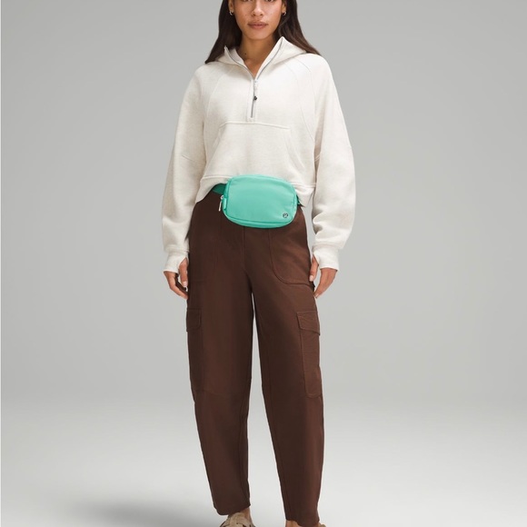 LULULEMON EVERYWHERE BELT BAG PARADISE GREEN - Picture 6 of 8